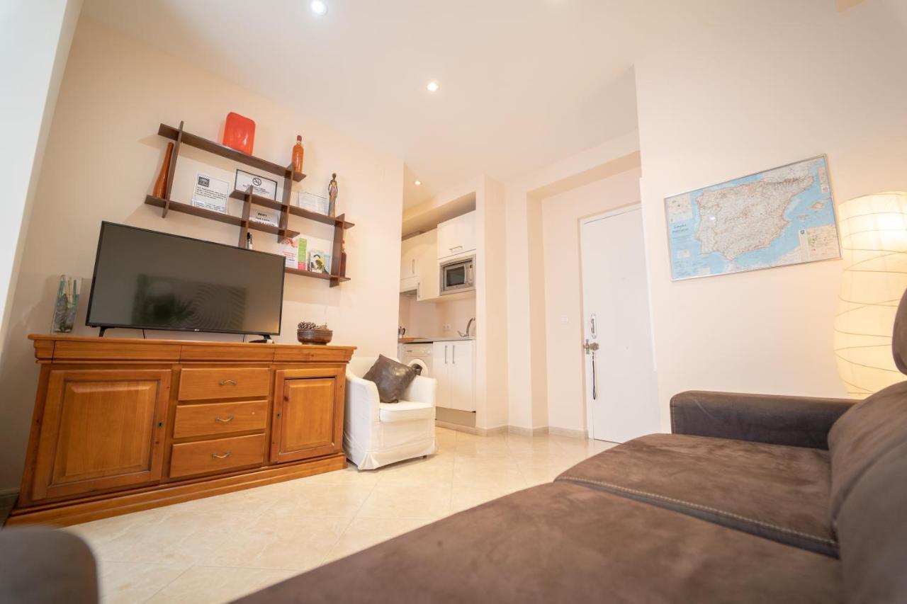 Larra Nervion Subway Tranvia Apartment Sevilla Bagian luar foto